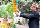 आयुक्त श्री मनीष सिंह ने जनसम्पर्क में किया ध्वजारोहण